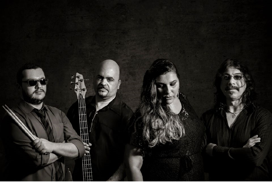 BlackCoffeeBand-2-879lgx588alt.png